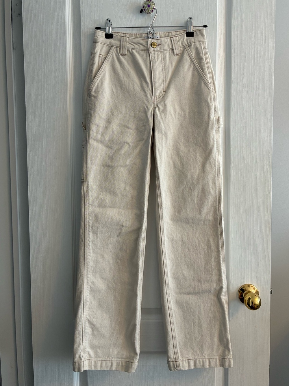Aritzia TNA Cream Straight-Leg Jeans